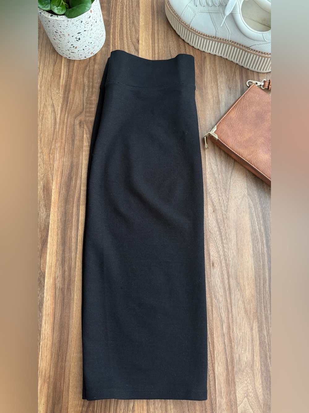 Black Midi Knee Length Pencil Skirt